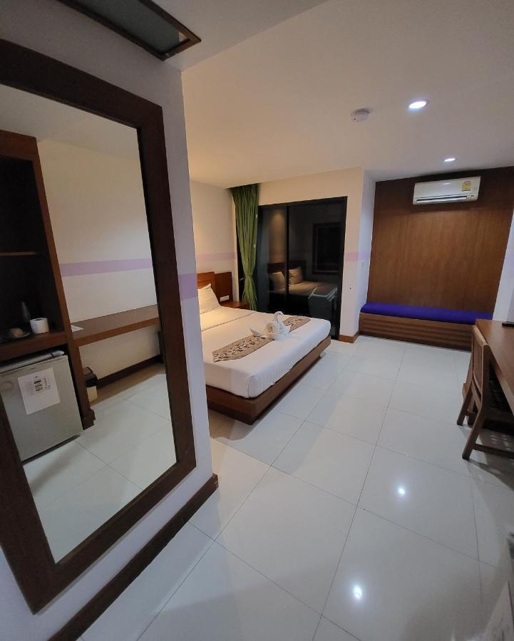 فندق Chana Phuket المظهر الخارجي الصورة