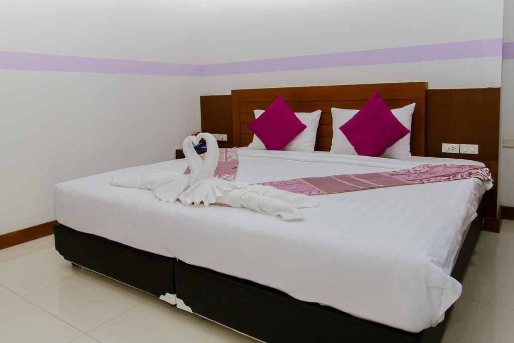 فندق Chana Phuket المظهر الخارجي الصورة