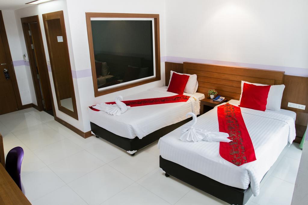 فندق Chana Phuket المظهر الخارجي الصورة